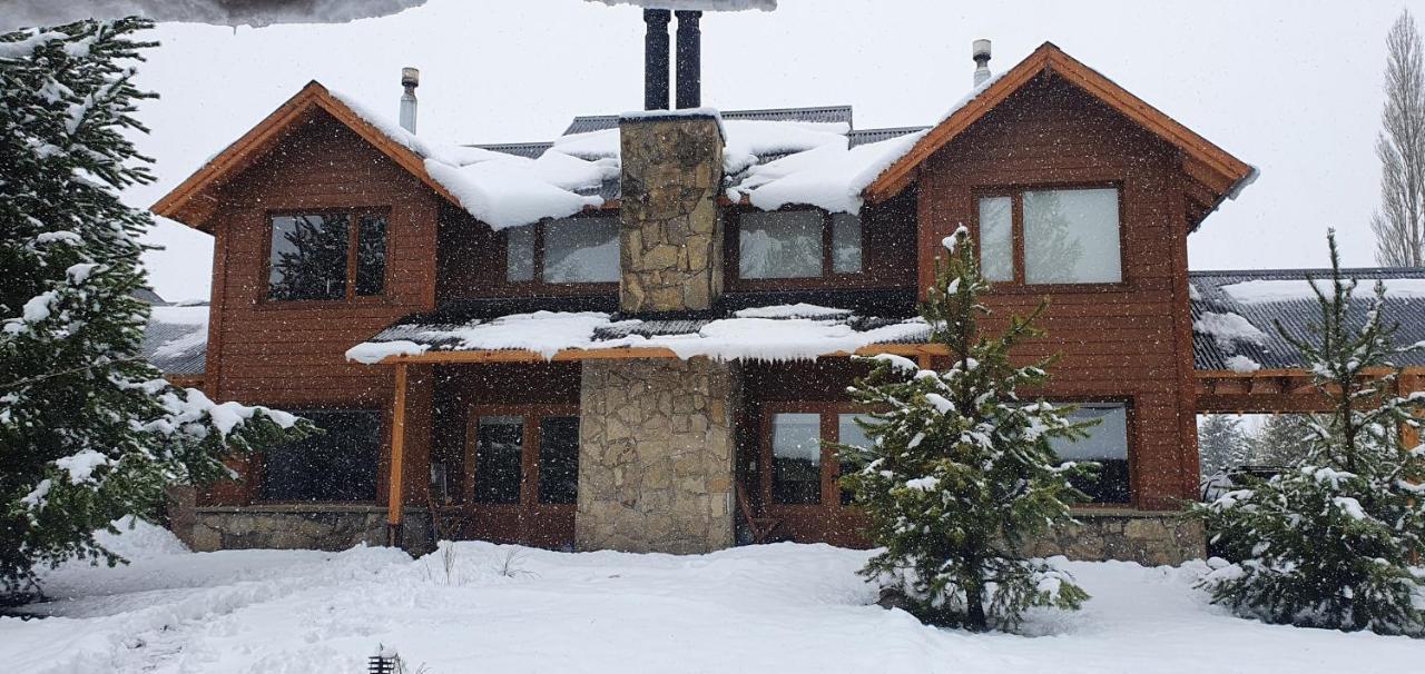 El Montanes Villa Meliquina